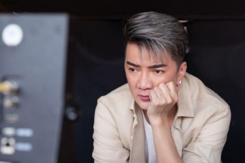 Đàm Vĩnh Hưng: 'Còn cha, còn mẹ là Tết còn hạnh phúc'