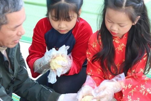 Phụ huynh mách nhau cách dạy con không lãng phí thời gian nghỉ Tết