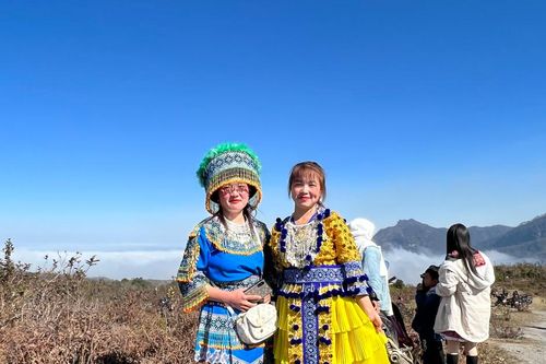 Rộn ràng du xuân cùng đồng bào vùng cao Y Tý