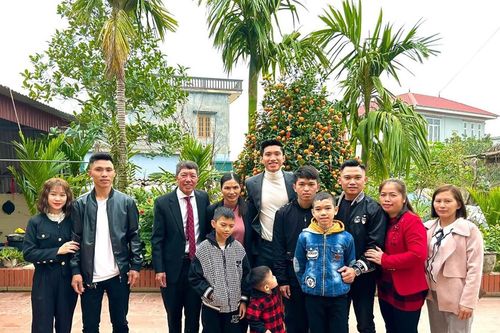 Tuyển thủ Việt Nam rộn ràng đón Tết Quý Mão