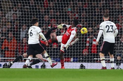 Đánh bại MU ở phút cuối, Arsenal ngạo nghễ giữ đỉnh bảng
