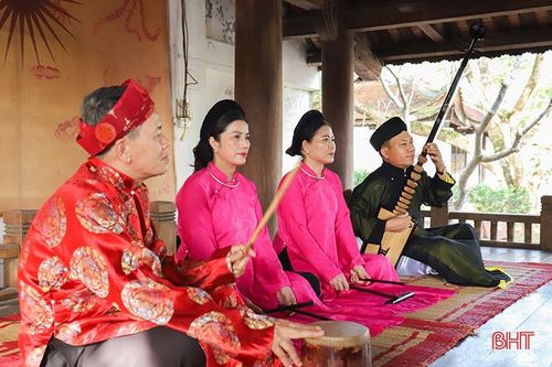 Sẽ còn mãi, ca trù…