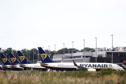 Thông tin về vụ chất nổ trên chiếc máy bay chở khách của hãng Ryanair