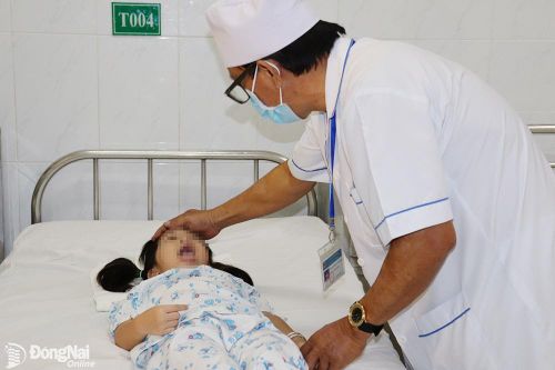 Hỗ trợ Tết cho bệnh nhân điều trị nội trú theo ngày thực tế