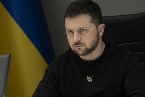 Tạm gác chiến sự, ông Zelensky muốn 'chặt mầm' tham nhũng