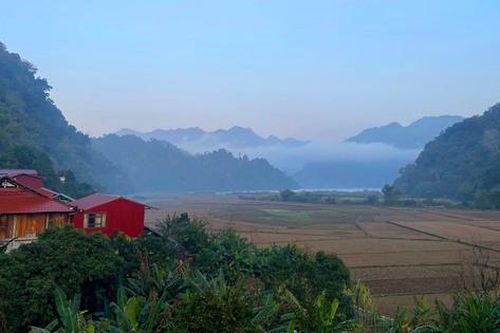 Du Xuân một sớm tinh khôi trên Ba Bể
