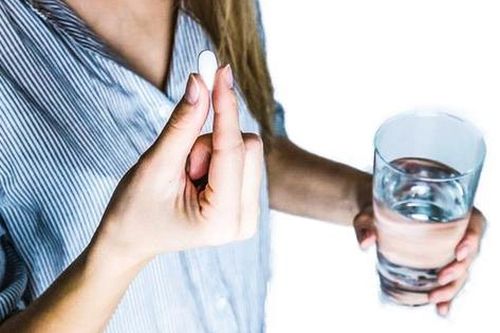 Người bệnh mạn tính đón xuân vui đừng quên thuốc