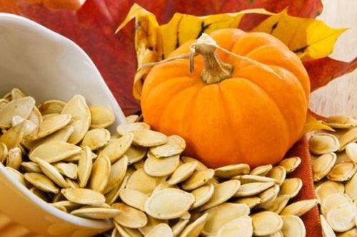 Hạt bí ngô, món ăn vặt ngày Tết tốt cho tim mạch