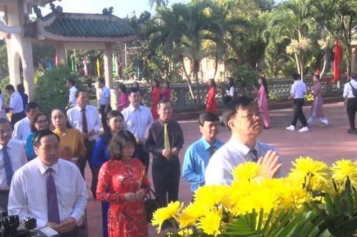 Đồng Nai trang trọng tổ chức Lễ Tết thầy