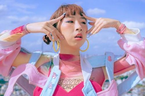 Trang Hý: 'Kaity Nguyễn đúng nghĩa là một cái bóng lớn của mình'