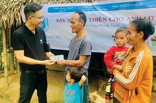 Người kiến tạo nụ cười