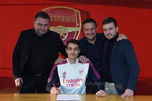 Thêm một tân binh nữa ra mắt Arsenal