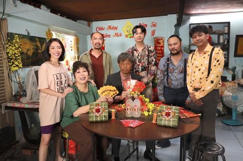 Thu Trang - Thái Hòa - Tiến Luật - Hồng Vân gửi lời chúc Tết Quý Mão