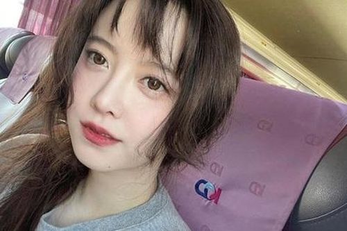 Nữ diễn viên nổi tiếng 'lộ' bảng điểm ngày đầu năm khiến mọi người ngỡ ngàng vì học quá giỏi