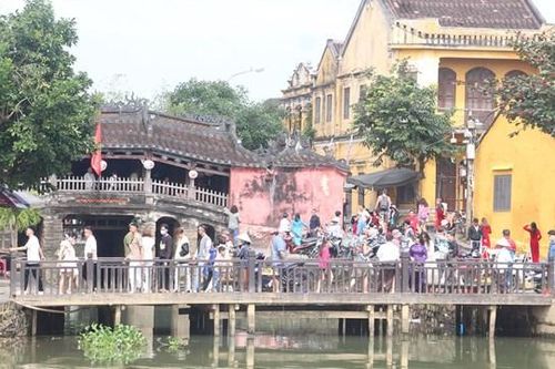 Hội An đón khoảng 120 nghìn lượt khách đến tham quan trong 3 ngày Tết