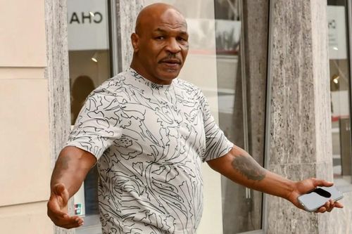 Mike Tyson bị đòi bồi thường 5 triệu USD vì cáo buộc hiếp dâm