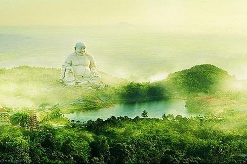 Nhộn nhịp cung đường du ngoạn Thiên Cấm Sơn