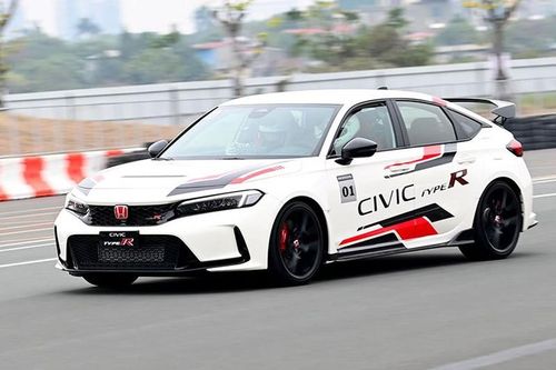 Honda Civic Type R 2023 tiếp tục 'khan hàng' ngừng nhận khách đặt cọc