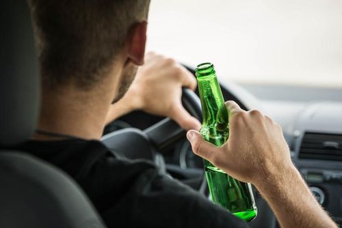 Rượu tồn tại trong cơ thể được bao lâu?