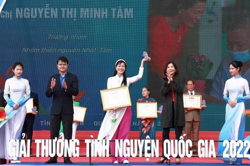 Những trái tim thiện nguyện nồng ấm vì cộng đồng