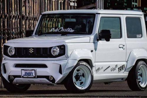 Suzuki Jimny nổi bật hơn với gói độ ngoại thất