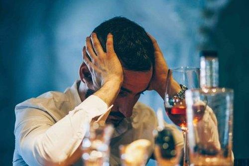 Có nên uống 'thuốc giải rượu'?