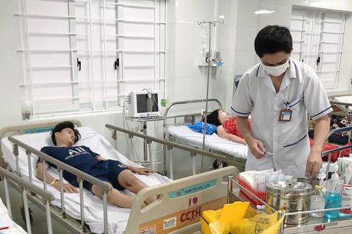 Cần Thơ: Hàng trăm ca nhập viện cấp cứu mỗi ngày đầu năm mới
