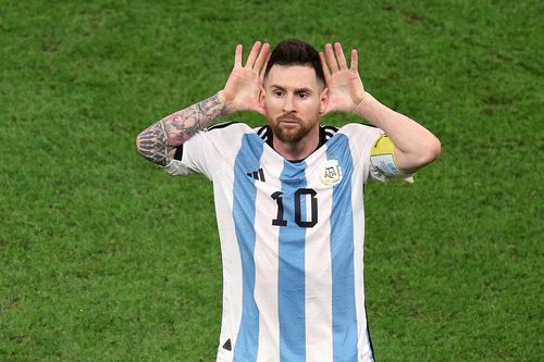 Bạn thân hé lộ tương lai tiền đạo Messi