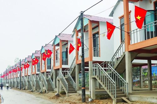 Xóm Vạn Chài rộn ràng đón Tết trong những ngôi nhà tình nghĩa