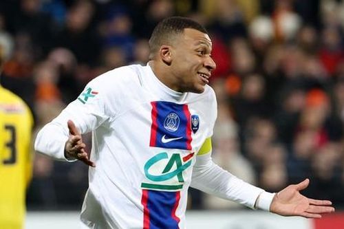 PSG nổi sóng ngầm vì Mbappe bất ngờ được thăng chức