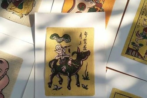 Giải mã tục treo tranh dân gian trong dịp Tết Nguyên đán