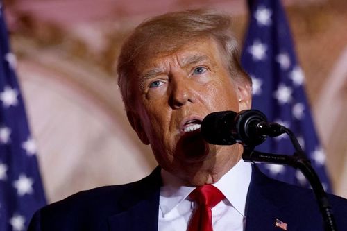 Tài khoản Facebook và Instagram của ông Trump sắp được mở khóa sau 2 năm