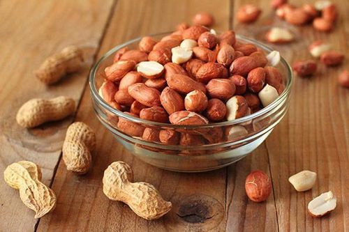 Nguy cơ ung thư từ việc ăn các loại hạt bị mốc ngày Tết