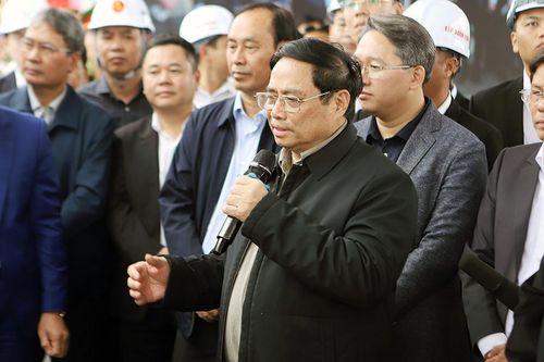 Thủ tướng kiểm tra dự án cao tốc Nha Trang – Cam Lâm