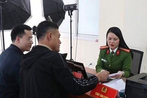 Nghệ An, Hà Tĩnh xuyên Tết làm căn cước công dân cho người dân