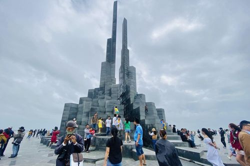 Phú Yên đón gần 95.000 lượt khách đến tham quan, vui chơi trong dịp Tết Nguyên đán 2023