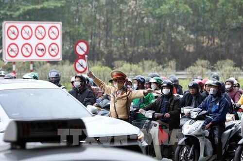 Ngày nghỉ cuối cùng Tết Nguyên đán 2023, giao thông Hà Nội ùn ứ kéo dài