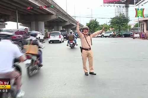 Đảm bảo ATGT khi người dân trở lại làm việc