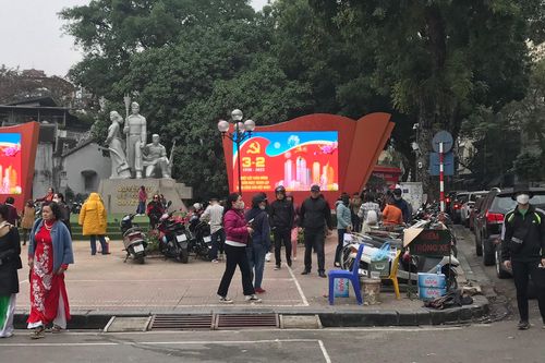 Nhộm nhoạm trông xe ngày Tết, chế tài đã đủ mạnh để răn đe?