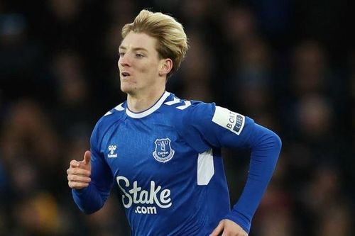 Sao trẻ người Anh nổi loạn ở Everton
