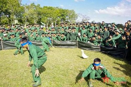 Ngày xuân trên trận địa