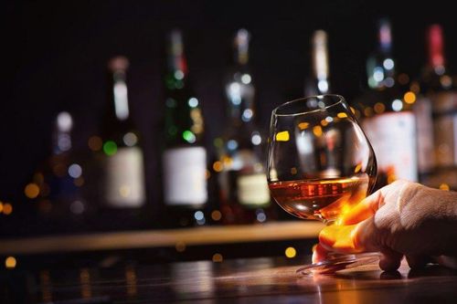 Cơ thể thay đổi ra sao nếu bỏ rượu, bia trong một tháng?