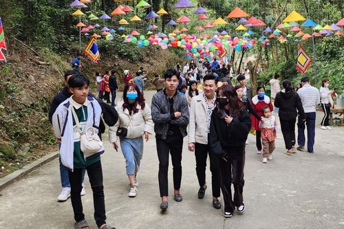 Thanh Hóa đón gần 430 nghìn lượt khách trong dịp Tết Quý Mão 2023