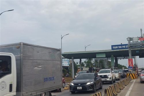 Lưu thông qua cầu Rạch Miễu cần tránh những khung giờ cao điểm