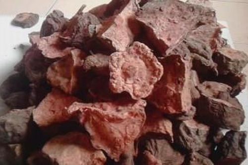 Bài thuốc 'Tứ vật tửu' giúp phái đẹp kéo dài tuổi thanh xuân