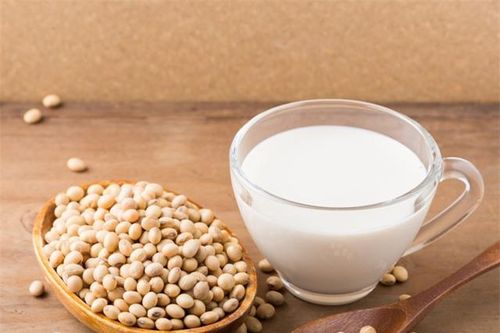 Bỏ túi 10 mẹo làm đẹp đơn giản từ đậu nành