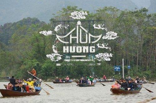 Khai hội Chùa Hương - lễ hội lớn nhất và kéo dài nhất Việt Nam