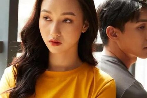 Choáng khi biết suốt 5 năm nay, lương của chồng không thay đổi