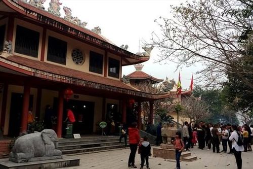 Bắt giữ 2 vợ chồng 'đạo chích' trộm cắp nơi đền chùa