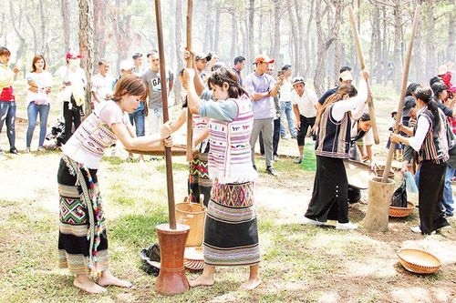 Giữ lửa văn hóa bên dòng Đồng Nai